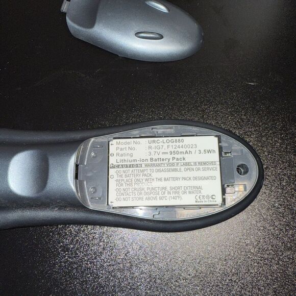 Logitech Harmony 880 Universal Remote Only - No Dock - Picture 3 of 3